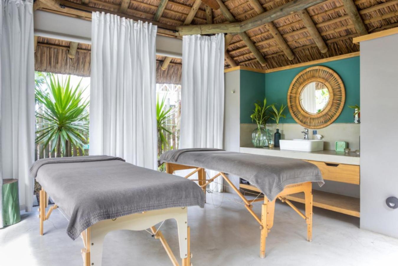 Отель Tropical Attitude (Adults Only) Тру д'О Дус Экстерьер фото